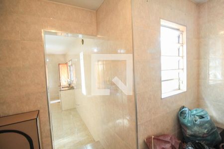 Casa à venda com 341m², 7 quartos e 2 vagas Casa à venda com 341m², 7 quartos e 2 vagasEdícula