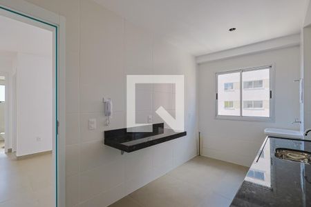 Apartamento para alugar com 60m², 2 quartos e 2 vagas Apartamento para alugar com 60m², 2 quartos e 2 vagasCozinha