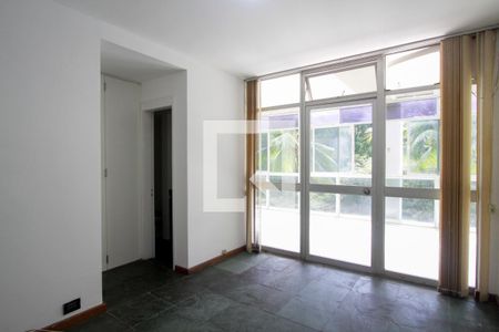 Apartamento para alugar com 217m², 4 quartos e 2 vagasQuarto 4 suite