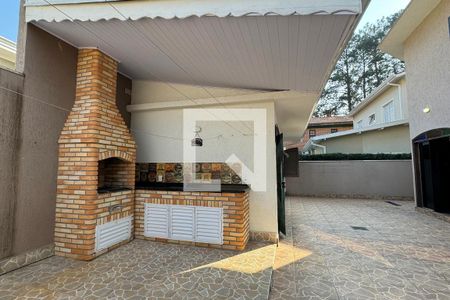 Casa de condomínio à venda com 209m², 3 quartos e 4 vagasChurrasqueira