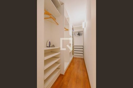 Apartamento para alugar com 60m², 1 quarto e 1 vagaCloset da suíte