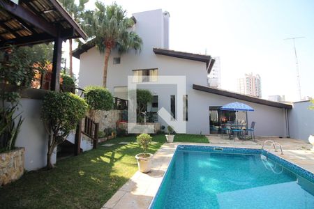Casa à venda com 300m², 3 quartos e 6 vagasPiscina