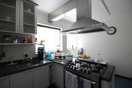 Casa à venda com 300m², 3 quartos e 6 vagasCozinha