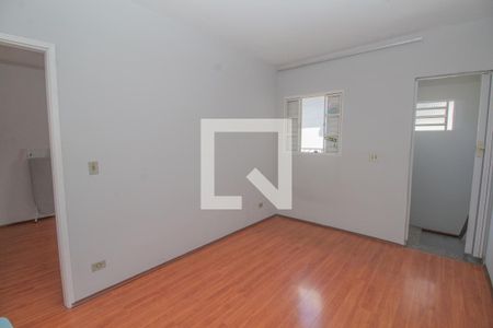 Casa à venda com 159m², 5 quartos e 2 vagas Casa à venda com 159m², 5 quartos e 2 vagasEdícula - Quarto