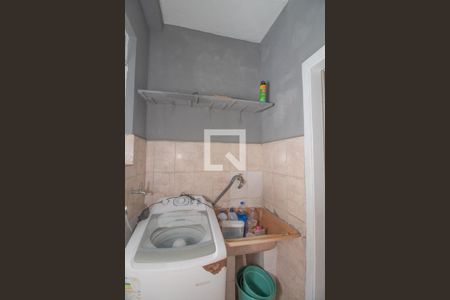 Casa à venda com 159m², 5 quartos e 2 vagas Casa à venda com 159m², 5 quartos e 2 vagasÁrea de serviço