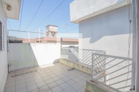 Casa à venda com 159m², 5 quartos e 2 vagas Casa à venda com 159m², 5 quartos e 2 vagasÁrea externa