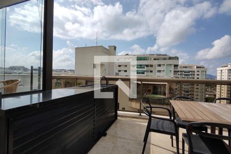 Apartamento à venda com 150m², 2 quartos e 2 vagasCobertura