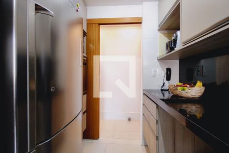 Apartamento à venda com 150m², 2 quartos e 2 vagasCozinha 1