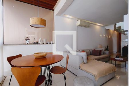 Sala de apartamento à venda com 2 quartos, 150m² em Jacarepaguá, Rio de Janeiro