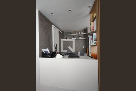 Apartamento à venda com 150m², 2 quartos e 2 vagasEscritório