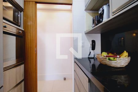 Apartamento à venda com 150m², 2 quartos e 2 vagasCozinha 1