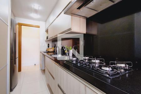 Apartamento à venda com 150m², 2 quartos e 2 vagasCozinha 1