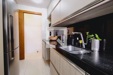 Apartamento à venda com 150m², 2 quartos e 2 vagasCozinha 1