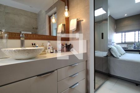 Apartamento à venda com 150m², 2 quartos e 2 vagasBanheiro da Suíte