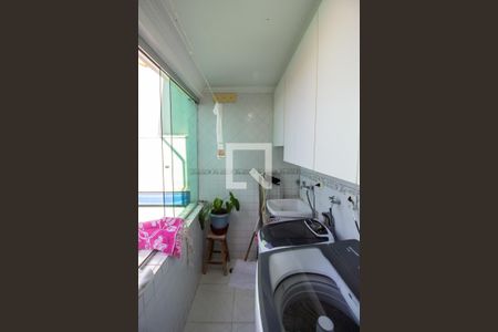 Casa à venda com 264m², 3 quartos e 6 vagas Casa à venda com 264m², 3 quartos e 6 vagasÁrea de Serviço