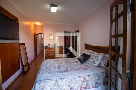 Casa à venda com 264m², 3 quartos e 6 vagas Casa à venda com 264m², 3 quartos e 6 vagasQuarto 3