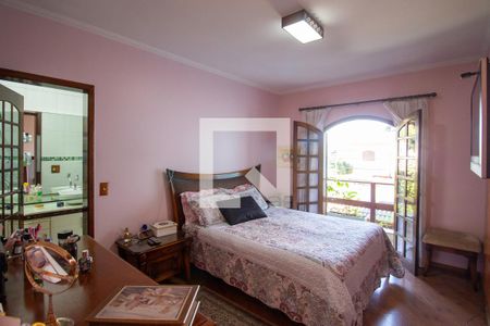 Casa à venda com 264m², 3 quartos e 6 vagas Casa à venda com 264m², 3 quartos e 6 vagasQuarto 3