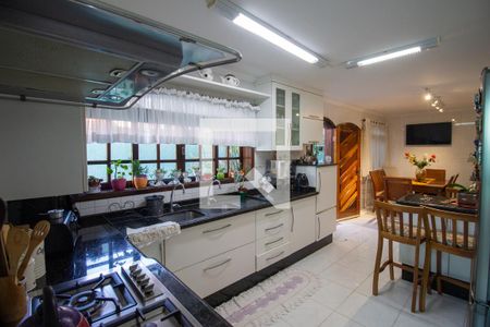 Casa à venda com 264m², 3 quartos e 6 vagas Casa à venda com 264m², 3 quartos e 6 vagasCozinha