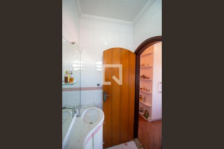 Casa à venda com 264m², 3 quartos e 6 vagas Casa à venda com 264m², 3 quartos e 6 vagasBanheiro 4