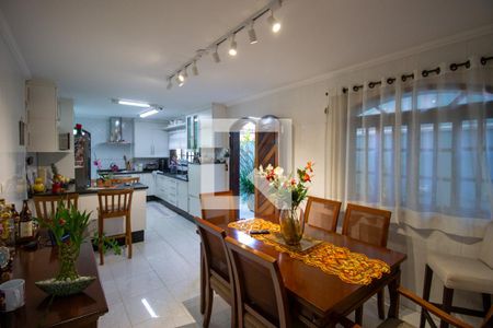 Casa à venda com 264m², 3 quartos e 6 vagas Casa à venda com 264m², 3 quartos e 6 vagasSala de Jantar