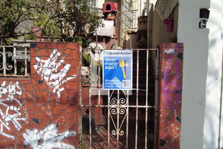 Casa à venda com 70m², 2 quartos e sem vagaPlaquinha