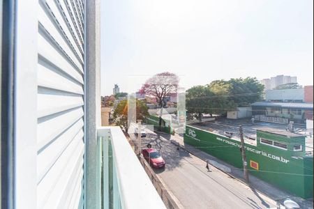 Apartamento à venda com 84m², 2 quartos e 1 vagaSacada do quarto 2