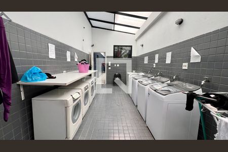 Apartamento à venda com 36m², 1 quarto e 1 vaga Apartamento à venda com 36m², 1 quarto e 1 vagaLavanderia