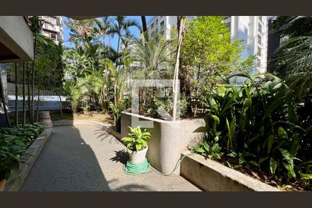 Apartamento à venda com 36m², 1 quarto e 1 vaga Apartamento à venda com 36m², 1 quarto e 1 vagaÁrea comum