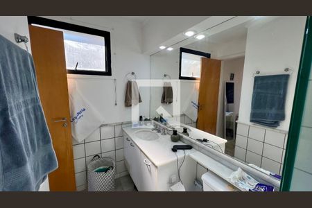 Apartamento à venda com 36m², 1 quarto e 1 vaga Apartamento à venda com 36m², 1 quarto e 1 vagaBanheiro da Suíte