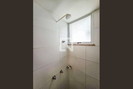 Apartamento para alugar com 46m², 2 quartos e 1 vaga Apartamento para alugar com 46m², 2 quartos e 1 vagaBanheiro