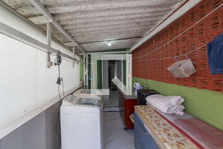 Casa à venda com 100m², 3 quartos e 1 vagaÁrea de Serviço