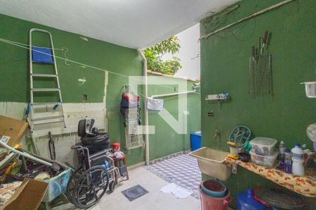 Casa à venda com 100m², 3 quartos e 1 vagaQuintal