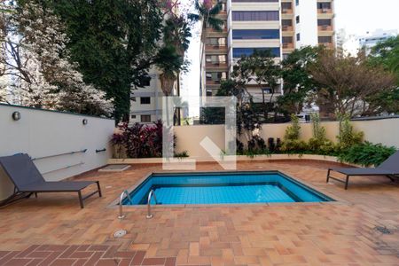 Apartamento à venda com 110m², 1 quarto e 2 vagas Apartamento à venda com 110m², 1 quarto e 2 vagasÁrea comum - Piscina