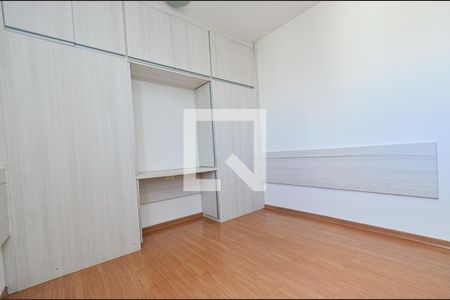 Apartamento à venda com 112m², 4 quartos e 3 vagasQuarto3