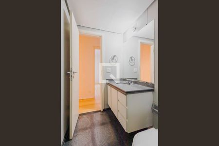 Apartamento para alugar com 155m², 4 quartos e 2 vagasBanheiro