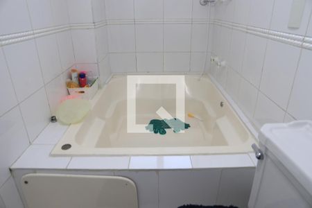 Apartamento à venda com 144m², 3 quartos e 2 vagasBanheiro da Suíte 3