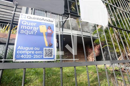 Casa à venda com 350m², 3 quartos e 1 vagaPlaquinha
