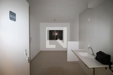 Sala de apartamento para alugar com 2 quartos, 32m² em Fazenda Aricanduva, São Paulo