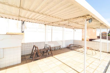 Casa à venda com 148m², 2 quartos e 1 vaga Casa à venda com 148m², 2 quartos e 1 vagaTerraço