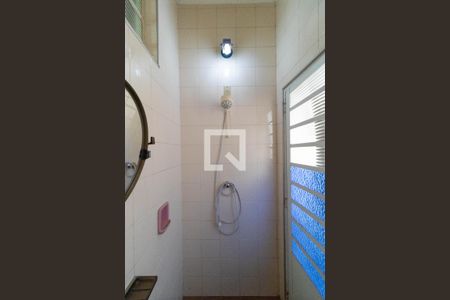 Casa à venda com 148m², 2 quartos e 1 vaga Casa à venda com 148m², 2 quartos e 1 vagaBanheiro