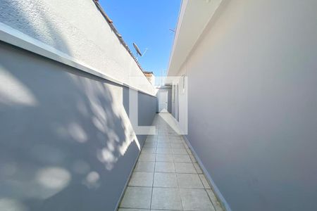 Corredor Lateral de casa para alugar com 2 quartos, 117m² em Vila Jordanopolis, São Bernardo do Campo