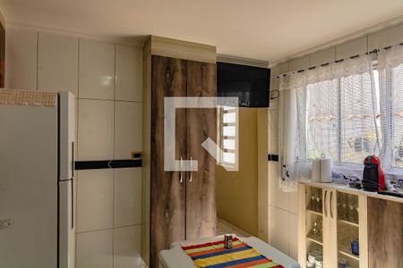 Casa à venda com 149m², 2 quartos e 2 vagas Casa à venda com 149m², 2 quartos e 2 vagasCozinha