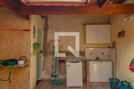 Casa à venda com 149m², 2 quartos e 2 vagas Casa à venda com 149m², 2 quartos e 2 vagasÁrea comum