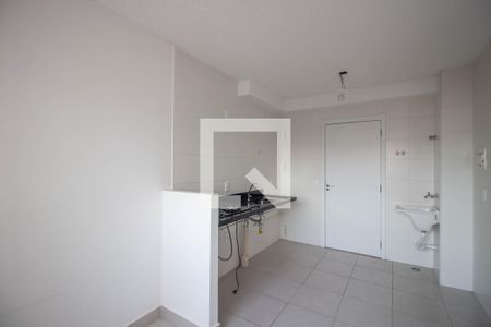 Sala/Cozinha de apartamento à venda com 2 quartos, 32m² em Fazenda Aricanduva, São Paulo
