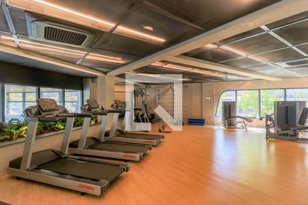 Apartamento à venda com 196m², 3 quartos e 3 vagasÁrea comum - Academia