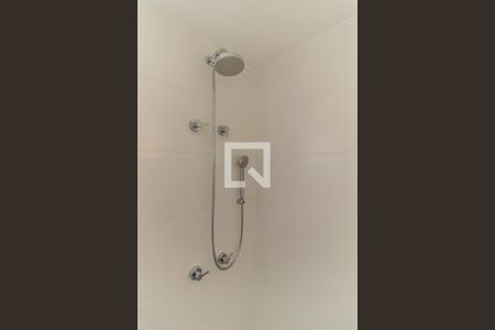 Banheiro de kitnet/studio à venda com 1 quarto, 19m² em República, São Paulo