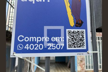 Casa à venda com 250m², 3 quartos e 3 vagasFachada