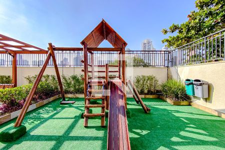 Apartamento à venda com 74m², 2 quartos e 2 vagasÁrea comum - Playground