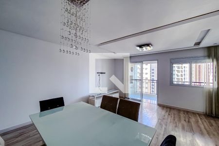 Apartamento à venda com 74m², 2 quartos e 2 vagasSala
