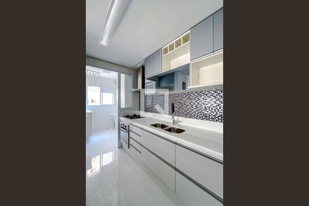 Apartamento à venda com 74m², 2 quartos e 2 vagasCozinha